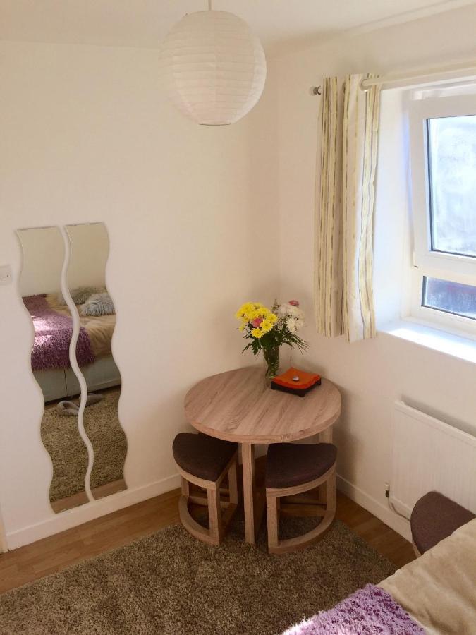 Cosy Room In Camden Town Zone 2 London Exteriör bild