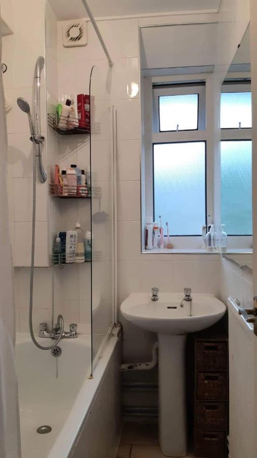 Cosy Room In Camden Town Zone 2 London Exteriör bild