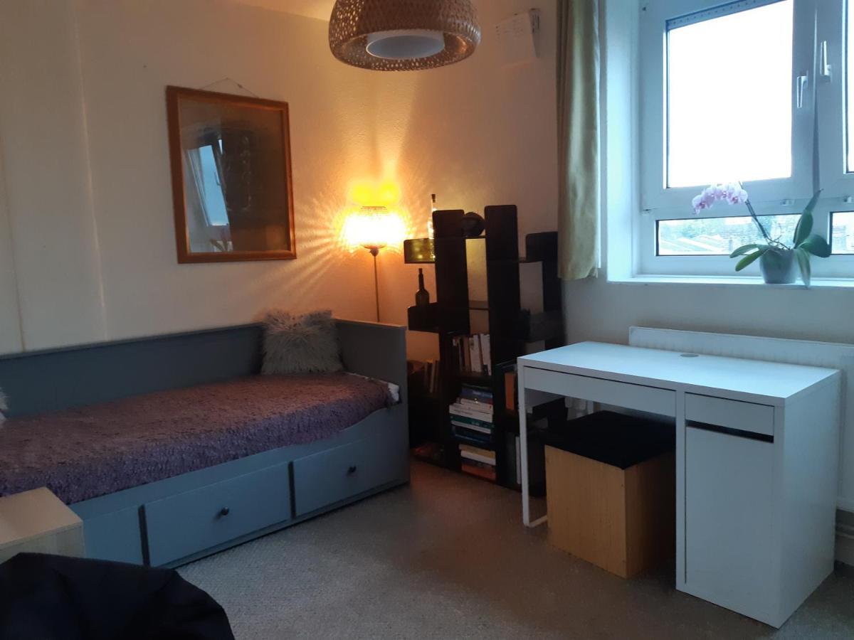 Cosy Room In Camden Town Zone 2 London Exteriör bild